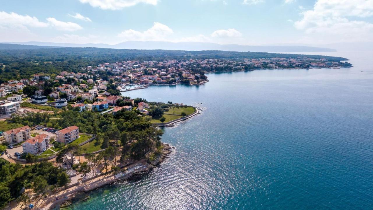 Elle Luxury Apartments Vantačići Malinska Extérieur photo