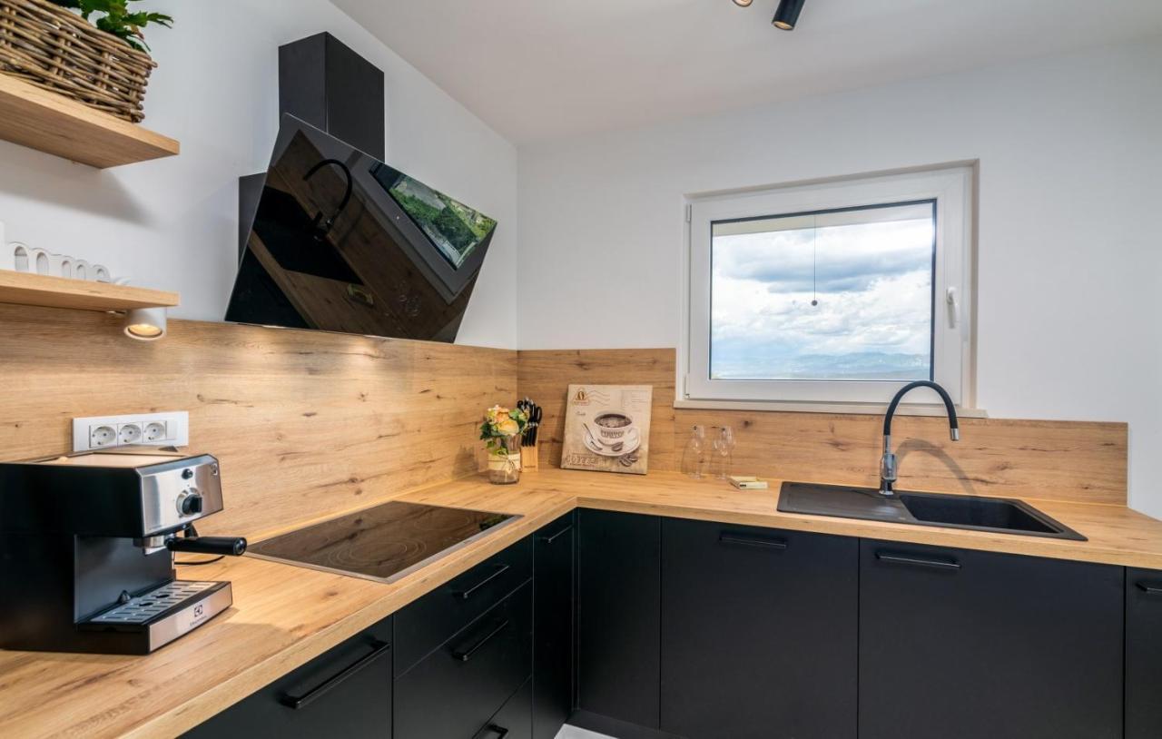 Elle Luxury Apartments Vantačići Malinska Extérieur photo